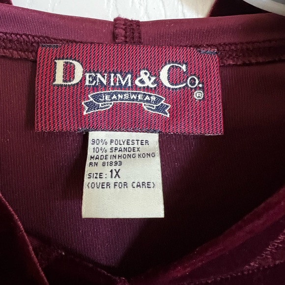 Velour, Denim & Company, Burgundy Tunic with Hood & Kangaroo pocket. - Picture 14 of 16